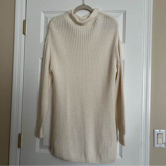 Aritzia Wilfred Montpellier Sweater Dress in Light Birch - Picture 4 of 7